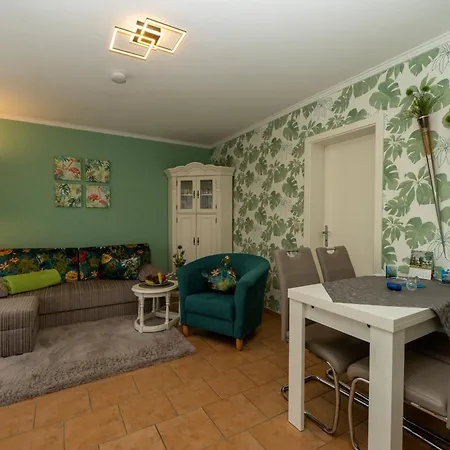 Haus Mozart Mit Balkon Apartament *