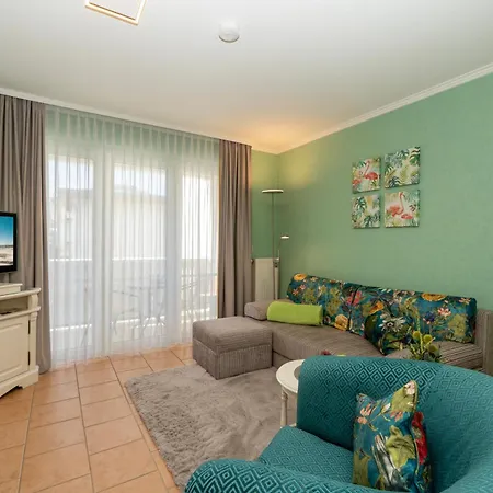 Haus Mozart Mit Balkon *